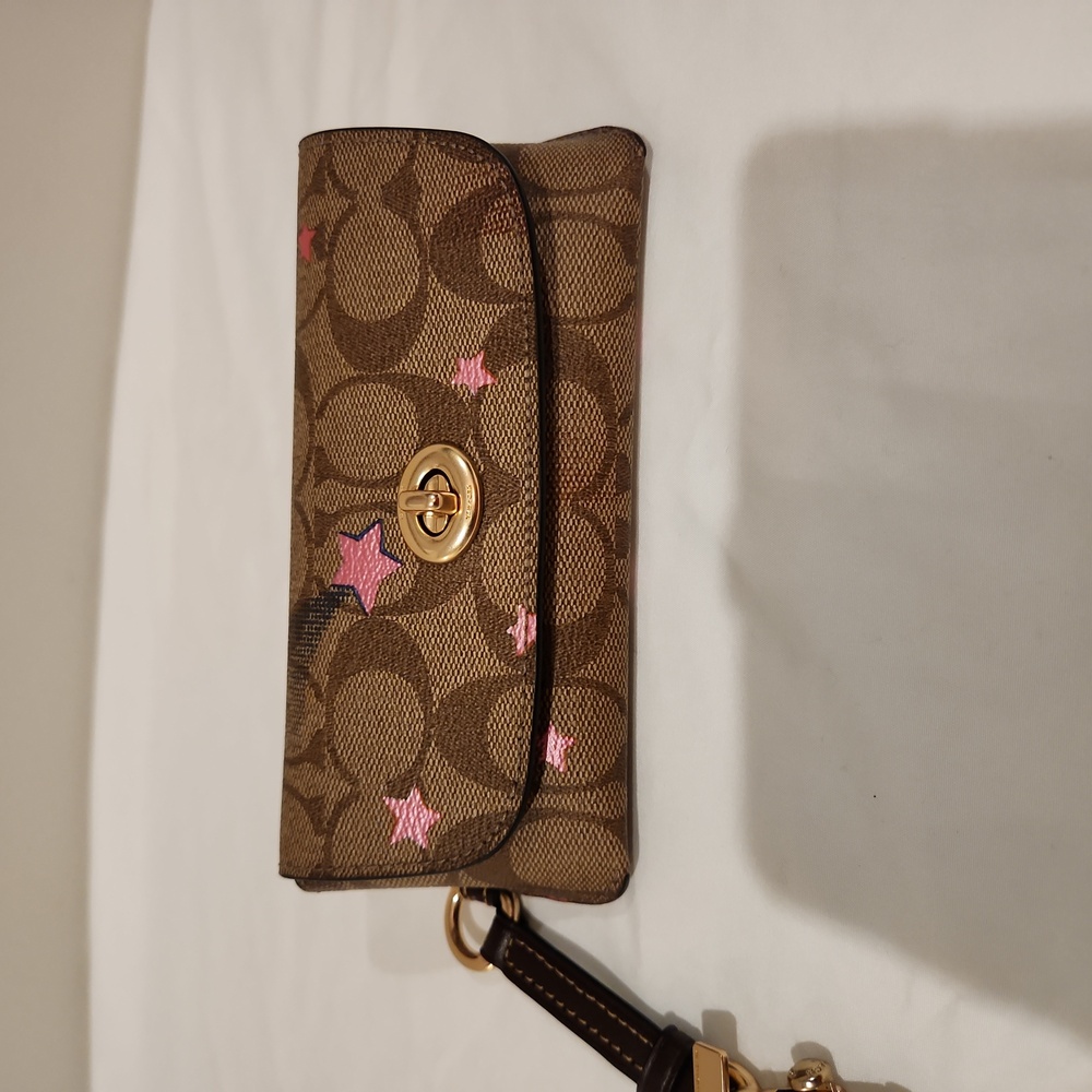 Coach sunglasses case